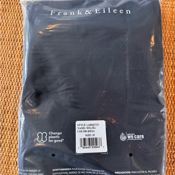 NIB! Frank & Eileen Malibu Travel Set - Picture 5 of 8